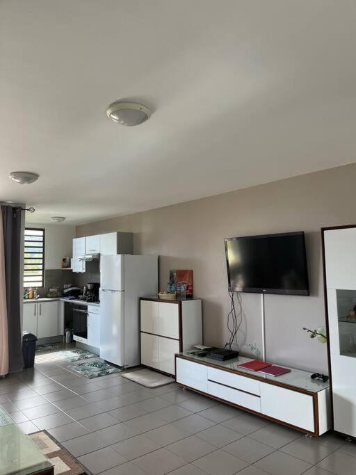 Toriki Lodge Appartement + 2 Parkings Punaauia  Eksteriør bilde